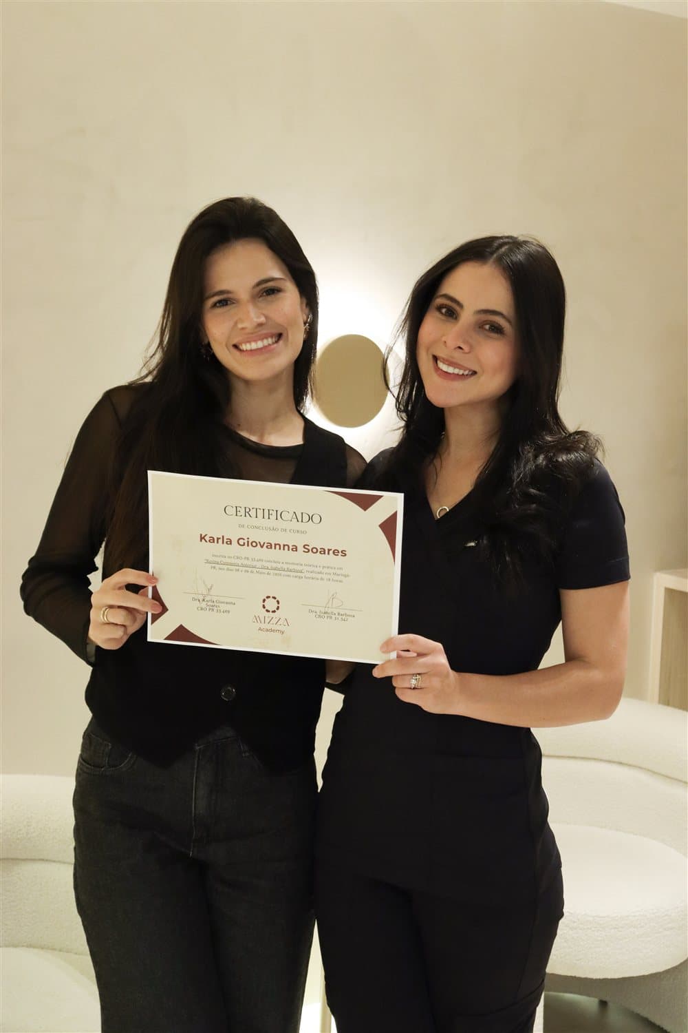 Dra. Karla Giovanna Soares